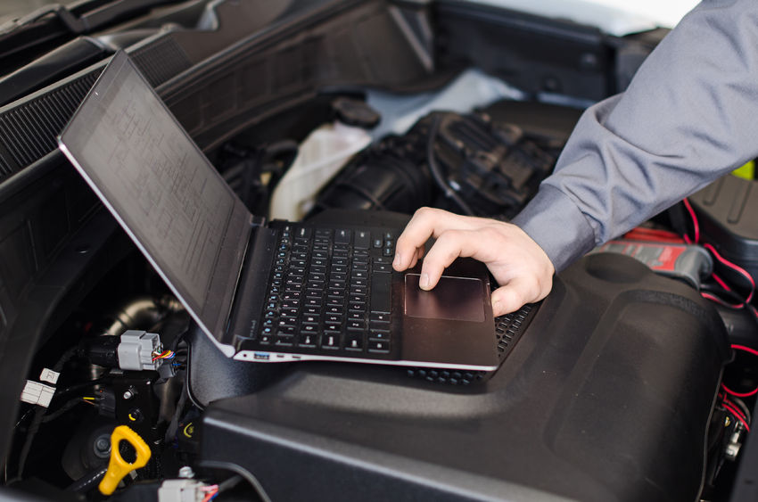 Motordiagnose 27707402_m.jpg