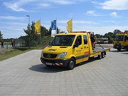 Mercedes-Benz Sprinter Knicklader 7.jpg