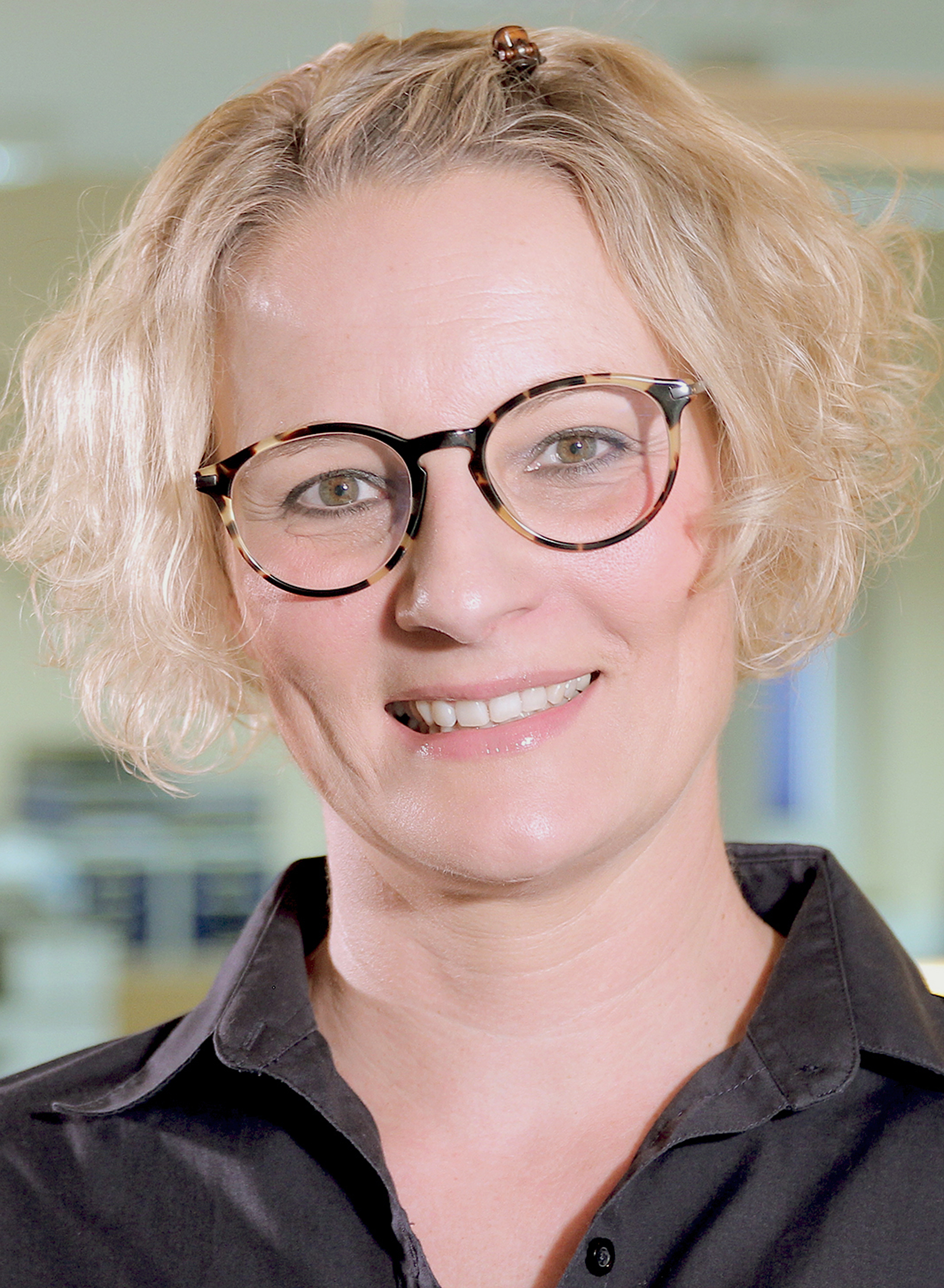 Tatjana Lund Schmudlach_Portrait_03_Tatjana_bearb_neu.jpg